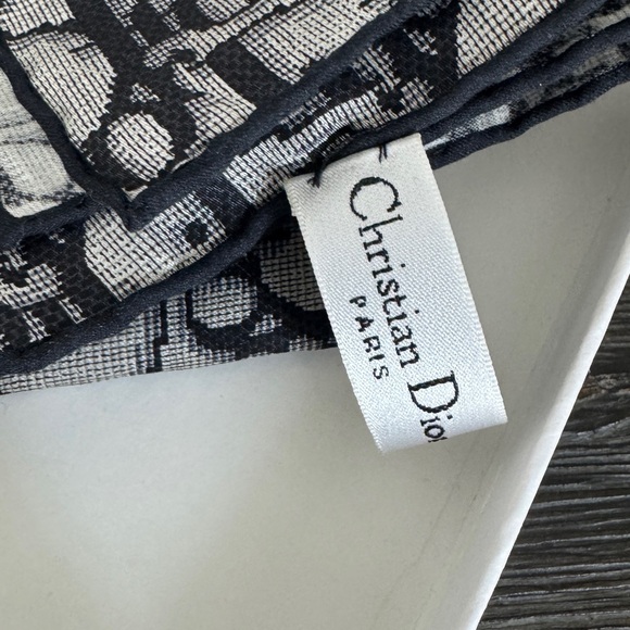 Dior Monochrome Silk-Cotton Fabric - Picture 4 of 9